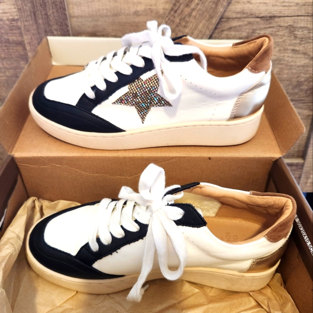 Vintage Star Sneakers